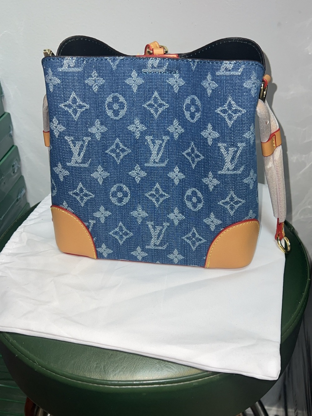 Unlisted fashion blue denim Bucket Crossbody Bag - Picture 4 of 8